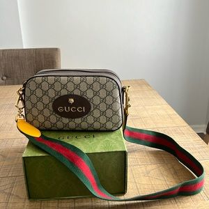 💯 AUTHENTIC GUCCI NEO VINTAGE GG SUPREME MESSENGER BAG